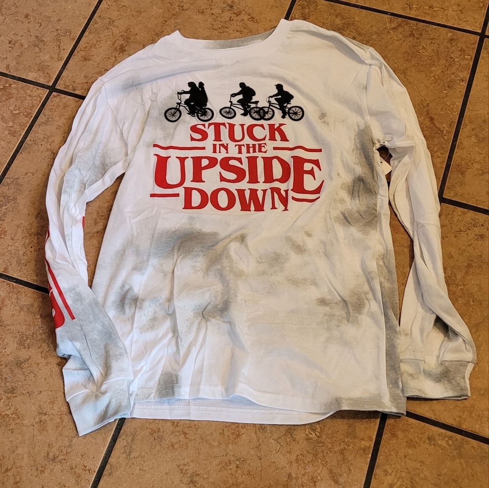Netflix Stranger Things! Long Sleeve T- Shirt!